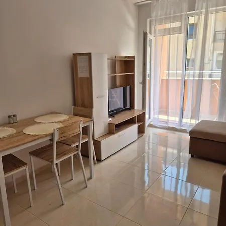 Apartament комфортен лазур