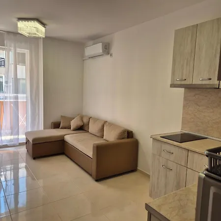 комфортен лазур Pomorie